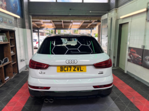 2017 Audi Q3 2.0 Tdi Black Edition S Tronic Quattro Euro 6 (s/s) 5dr in White — image 5