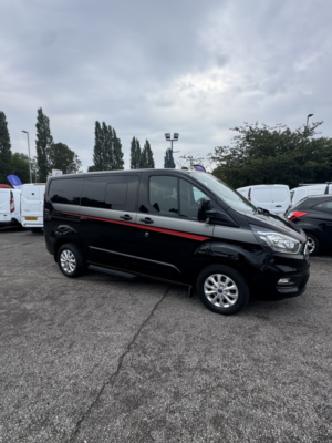 2020 Ford Transit Custom 2.0 300 Ecoblue Limited in Black — image 2
