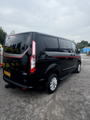 2020 Ford Transit Custom 2.0 300 Ecoblue Limited in Black — image 3