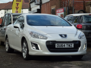 2014 Peugeot 308 Cc 2.0 Hdi Allure Convertible 2dr Diesel Tiptronic Euro 5 (163 Ps) in White — image 2