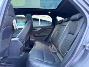 2020 Jaguar F-Pace 2.0 P250i Chequered Flag Auto AWD Euro 6 (s/s) 5dr in Grey — image 3