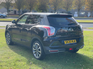 2020 Ssangyong Tivoli 1.6p Ultimate SUV 5dr Petrol Manual Euro 6 (s/s) (128 Ps) in Black — image 4