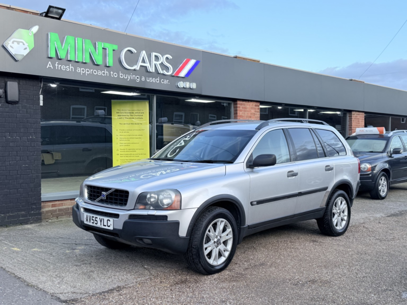 2005 Volvo Xc90 2.4 D5 Se in Silver — image 1
