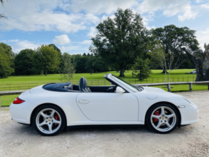 2010 Porsche 911 3.8 997 Carrera 4s in White — image 4
