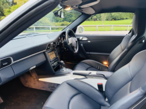 2010 Porsche 911 3.8 997 Carrera 4s in White — image 6