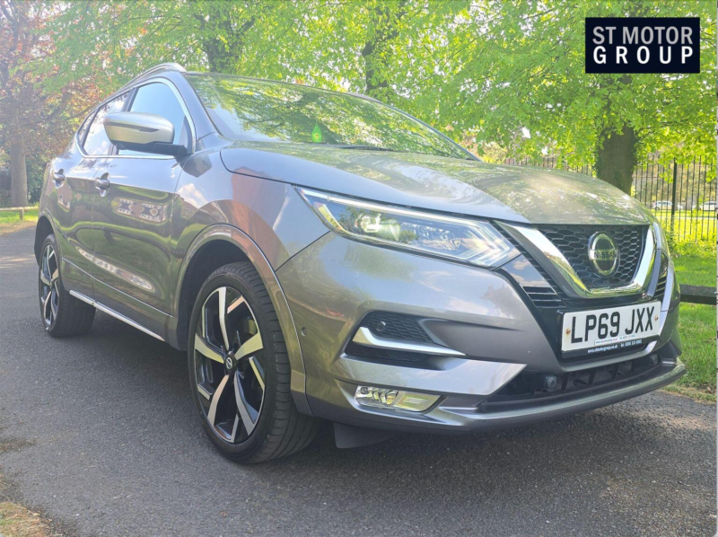 2019 Nissan Qashqai 1.3 Dig-T Tekna+ Euro 6 (s/s) 5dr in Grey — image 1