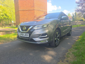 2019 Nissan Qashqai 1.3 Dig-T Tekna+ Euro 6 (s/s) 5dr in Grey — image 3