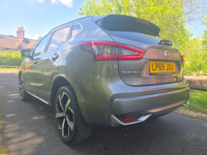 2019 Nissan Qashqai 1.3 Dig-T Tekna+ Euro 6 (s/s) 5dr in Grey — image 5