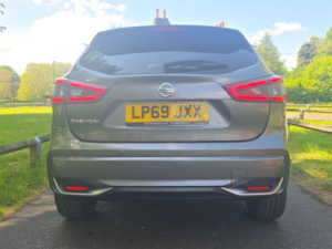 2019 Nissan Qashqai 1.3 Dig-T Tekna+ Euro 6 (s/s) 5dr in Grey — image 6