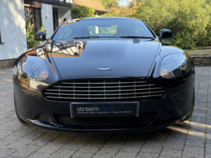2012 Aston Martin Db9 6.0 V12 Luxury Edition in Black — image 2