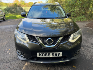 2017 Nissan X-Trail 1.6 Dci Tekna SUV 5dr Diesel Manual 4WD Euro 6 (s/s) (130 Ps) in Green — image 4
