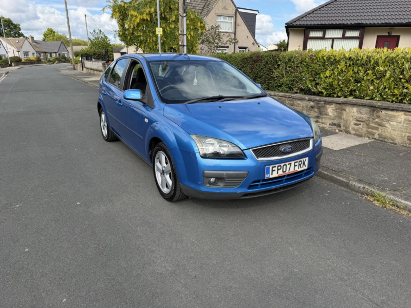 2007 Ford Focus 1.6 Zetec Climate in Blue — image 1
