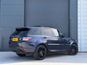 2016 Land Rover Range Rover Sport 3.0 Sd V6 Hse Dynamic Auto 4WD Euro 6 (s/s) 5dr in Blue — image 6