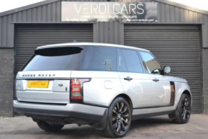 2014 Land Rover Range Rover 4.4 Sd V8 Vogue Auto 4WD Euro 5 5dr in Silver — image 6