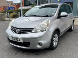 2011 Nissan Note 1.6 16v Acenta Auto Euro 5 5dr in Silver — image 4