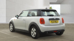 2015 MINI Hatch 1.5 Cooper D Euro 6 (s/s) 3dr in Silver — image 6