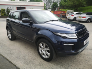 2015 Land Rover Range Rover Evoque 2.0 Td4 Se Tech in Blue — image 2