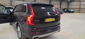 2015 Volvo Xc90 2.0 D5 Inscription Geartronic 4WD Euro 6 (s/s) 5dr in Black — image 5