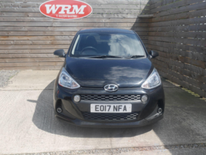 2017 Hyundai I10 1.2 Premium Hatchback 5dr Petrol Manual Euro 6 (87 Ps) in Black — image 4