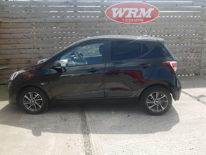 2017 Hyundai I10 1.2 Premium Hatchback 5dr Petrol Manual Euro 6 (87 Ps) in Black — image 6