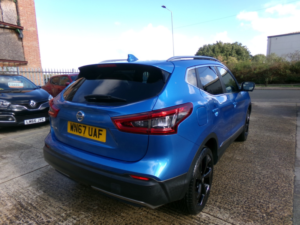 2017 Nissan Qashqai 1.5 Dci Tekna+ in Blue — image 5