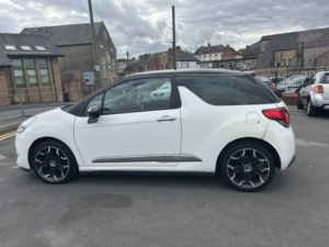 2012 Citroen Ds3 1.6 Vti Dstyle Plus in White — image 2