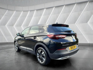 2019 Vauxhall Grandland X 1.2 Turbo Sport Nav Auto Euro 6 (s/s) 5dr in Black — image 6