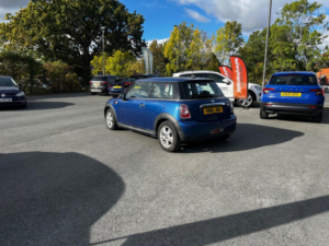 2011 MINI Hatch 1.6 One Euro 5 3dr in Blue — image 3