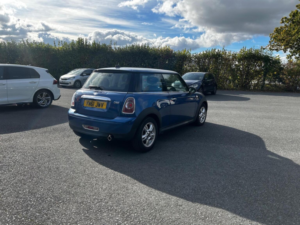 2011 MINI Hatch 1.6 One Euro 5 3dr in Blue — image 5