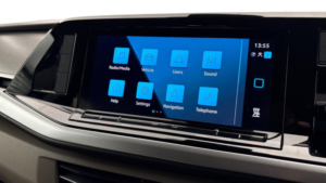2023 Volkswagen Multivan 1.4 Tsi 13kwh Life MPV 5dr Petrol Plug-In Hybrid DSG Euro 6 (s/s) (218 Ps) in Grey — image 5