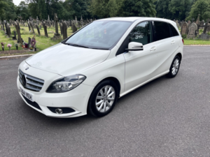 2014 Mercedes-Benz B Class 1.5 B180 Cdi Se in White — image 5