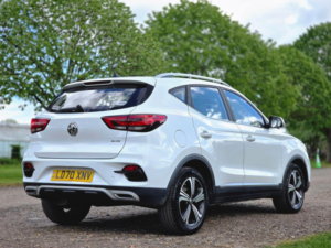 2020 MG MG Zs 1.0 T-Gdi Excite Auto Euro 6 5dr in White — image 6