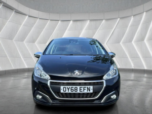 2019 Peugeot 208 1.2 Puretech Tech Edition Euro 6 (s/s) 5dr in Black — image 2