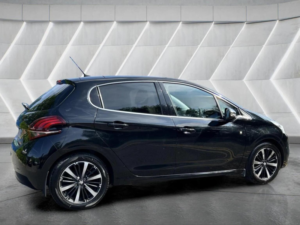 2019 Peugeot 208 1.2 Puretech Tech Edition Euro 6 (s/s) 5dr in Black — image 6