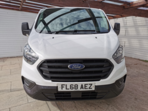2018 Ford Transit Custom 2.0 300 Ecoblue in White — image 2