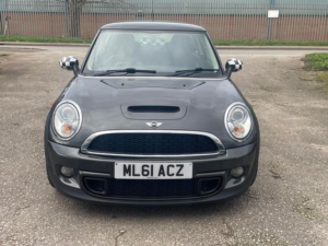2011 MINI Hatch 1.6 Cooper S Hatch in Grey — image 3