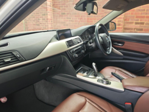2014 BMW 3 Series 2.0 320i Se Touring Auto Euro 6 (s/s) 5dr in White — image 2