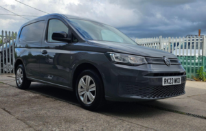 2023 Volkswagen Caddy 2.0 Tdi C20 Commerce Plus DSG Swb Euro 6 (s/s) 5dr in Grey — image 6