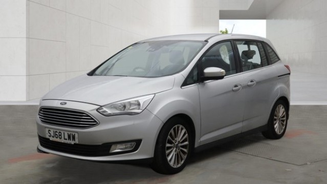 2018 Ford Grand C-Max 1.0 T Ecoboost Gpf Titanium Silver 5dr 7 Seater+satnav in Silver — image 1