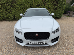 2018 Jaguar Xf 2.0 D R-Sport in White — image 5
