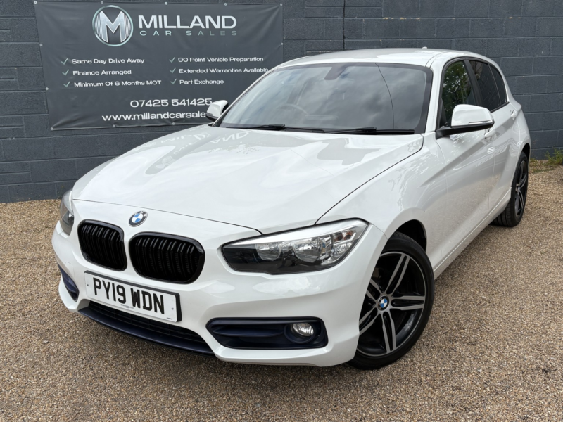2019 BMW 1 Series 1.5 118i Sport 5-Door in White — image 1