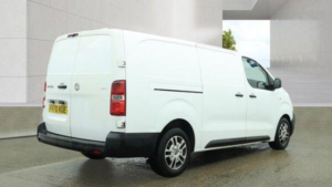 2021 Vauxhall Vivaro 2.0 Turbo D 3100 Dynamic L2 H1 Euro 6 (s/s) 6dr in White — image 5