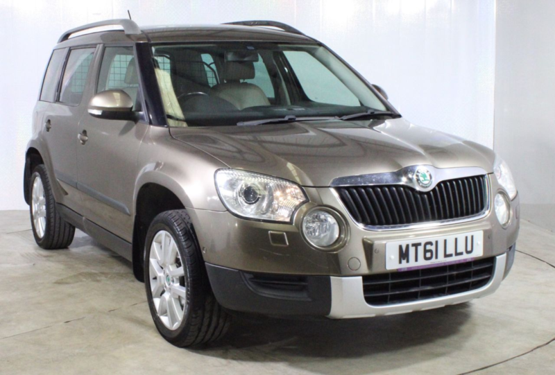 2012 Skoda Yeti 2.0 Tdi Elegance SUV 5dr Diesel DSG 4WD Euro 5 (140 Ps) in Brown — image 1