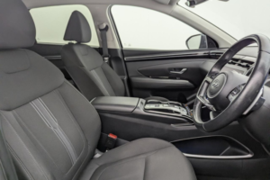 2022 Hyundai Tucson 1.6 H T-Gdi Premium SUV 5dr Petrol Hybrid Auto Euro 6 (s/s) (230 Ps) in Black — image 3
