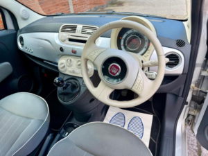 2011 Fiat 500 1.2 Lounge Euro 5 (s/s) 3dr in Silver — image 5