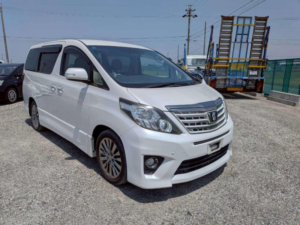 2013 Toyota Alphard