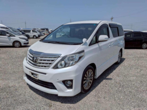 2013 Toyota Alphard 2.4 Type Gold 5dr 7 Seats in White — image 4