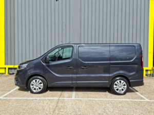 2022 Renault Trafic 2.0 Dci Blue Sl28 Sport Panel Van 5dr Diesel Manual L1 H1 Euro 6 (s/s) (130 Ps) in Grey — image 5