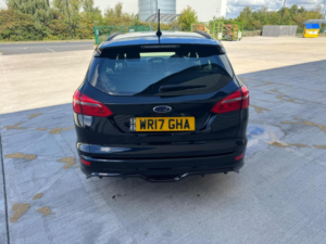 2017 Ford Focus 1.0t Ecoboost St-Line Euro 6 (s/s) 5dr in Black — image 6