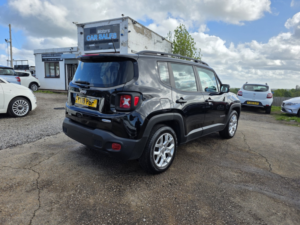 2018 Jeep Renegade 1.6 Renegade My17 Longitude 1.6 Multijet Ii 120hp in Black — image 6
